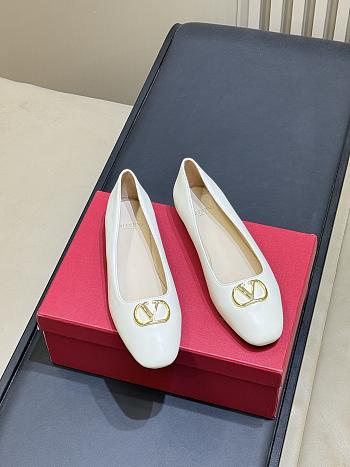 Valentino VLogo Signature Ballerina In Nappa Butter