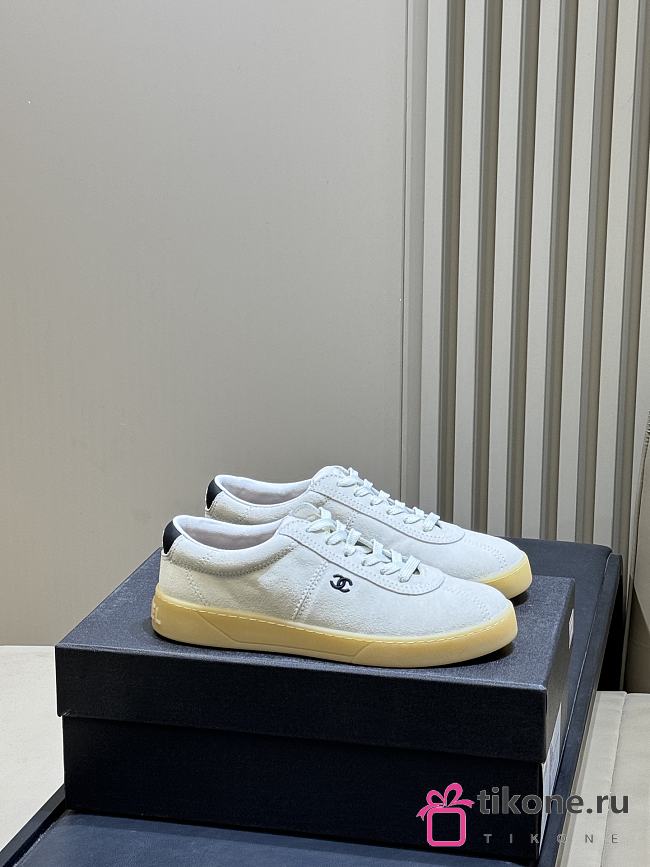 Chanel Trainers Velvet Calfskin & Calfskin White & Black G47271 - 1