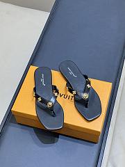 LV Gaia Flat Thong Black 1AK45X  - 2
