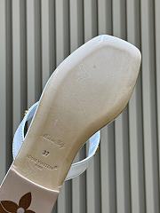 LV Gaia Flat Thong White 1AK46T - 4