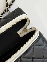 Chanel Vanity with Chain Lambskin & Gold-Tone Metal Black & White - 19.5x17x5cm  - 3