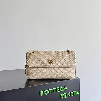 Bottega Veneta Madison Lambskin Ecru 876648 - 27x16x6cm
