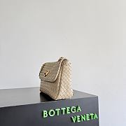 Bottega Veneta Madison Lambskin Ecru 876648 - 27x16x6cm - 5