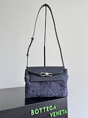 Bottega Veneta Small Andiamo Messenger in Neptune 815781 - 29x20x13cm - 3