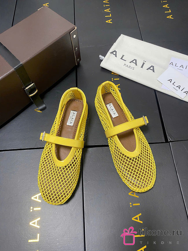 Alaia Lemon Yellow Ballet Flats In Fishnet - 1