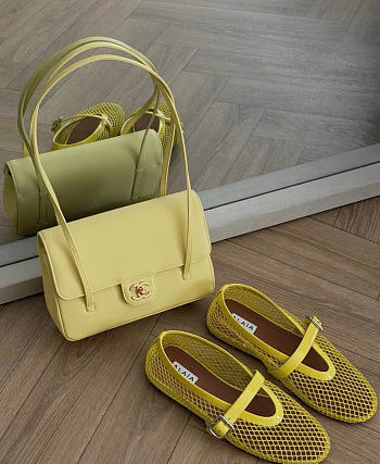 Combo Chanel Small Flap Bag + Alaia Ballet Flats Yellow 