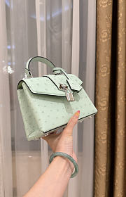 LV Rose De Vents Mini Ostrich Candy Green - 19x15x9cm - 3
