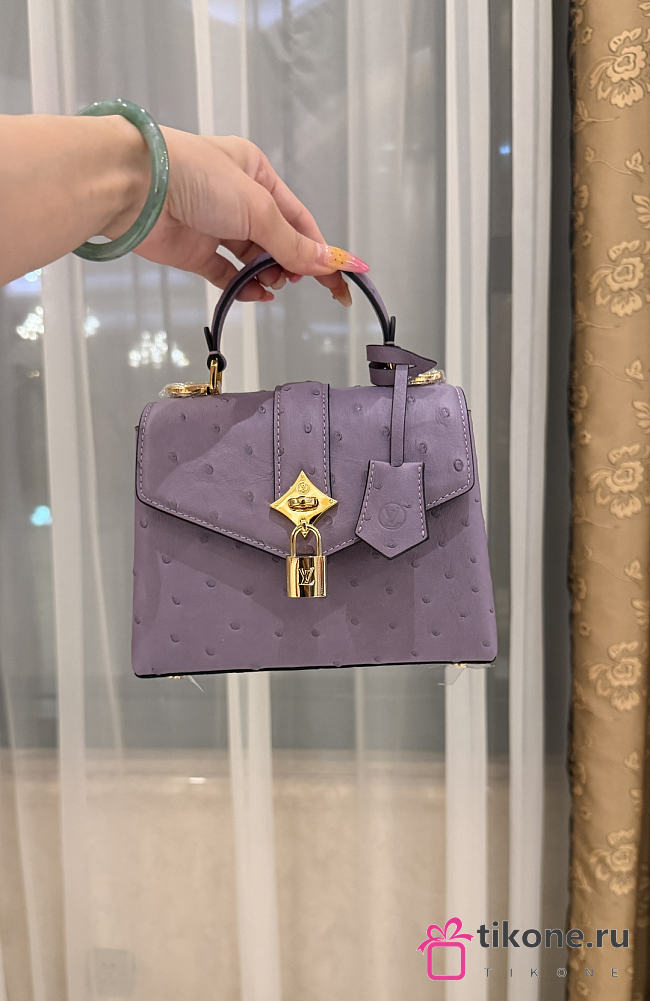 LV Rose De Vents Mini Ostrich Light Purple - 19x15x9cm - 1