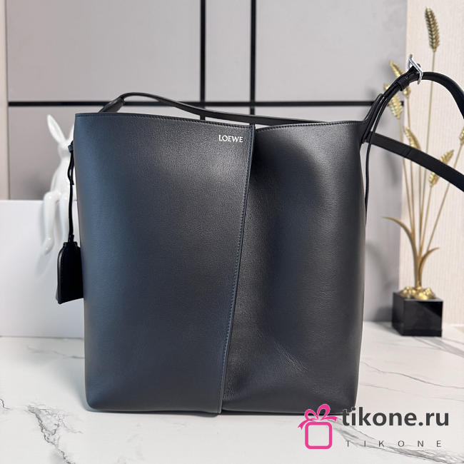 Loewe Large Bilbao Bucket In Smooth Calfskin Brown - 34x31x17cm - 1