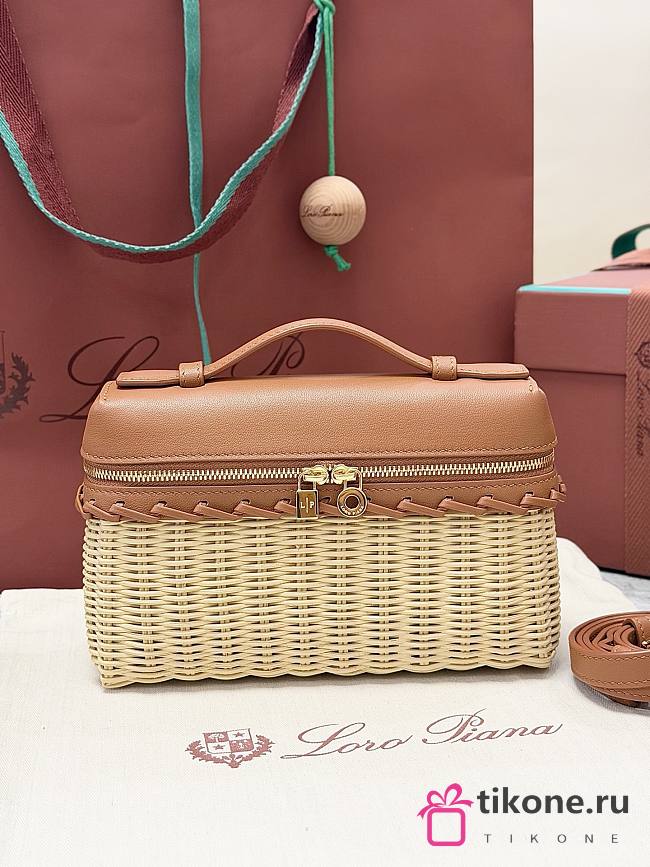 Loro Piana Extra Pocket L19 Wicker Pouch in Cognac - 11x19x7cm - 1