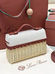 Loro Piana Extra Pocket L19 East-West Wicker Cotton, Linen, Rattan Malt (F7XZ) - 11x19x7cm - 5