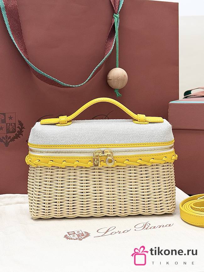 Loro Piana Extra Pocket L19 East-West Wicker Cotton, Linen, Rattan Minty Lemon - 11x19x7cm - 1