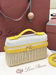 Loro Piana Extra Pocket L19 East-West Wicker Cotton, Linen, Rattan Minty Lemon - 11x19x7cm - 4