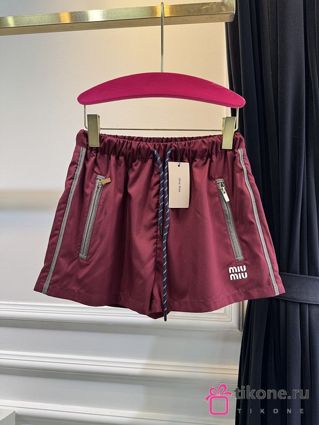Miumiu Technical Fabric Shorts Amaranth Red MP1809 - 1