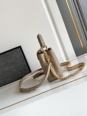 LV Capucines Mini Taurillon Leather Galet M29440 - 21x14x8cm - 2
