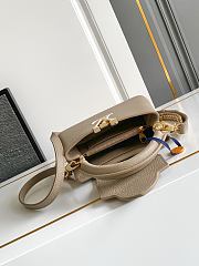 LV Capucines Mini Taurillon Leather Galet M29440 - 21x14x8cm - 3