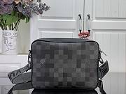 LV Trio Messenger Damoflage Canvas Black M28602- 25x18.5x7cm - 4