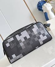 LV Dopp Kit Toiletry Bag Damoflage Canvas Black M15109 - 28x15x16.5cm - 4