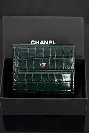 Chanel Classic Small Flap Wallet Crocodile Embossed Calfskin & Gold-Tone Metal Green - 10.5x11.5x3cm - 1