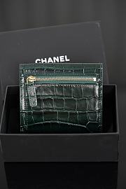 Chanel Classic Small Flap Wallet Crocodile Embossed Calfskin & Gold-Tone Metal Green - 10.5x11.5x3cm - 5