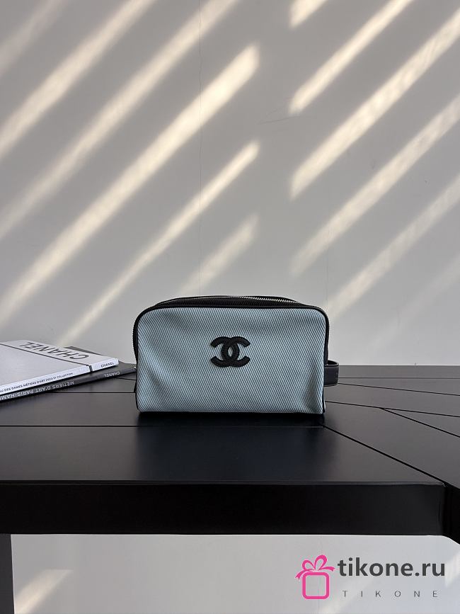 Chanel Large Zipped Pouch Canvas Calfskin & Silver-Tone Metal Blue & Black AP5267 - 29x17x12cm - 1