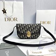 Medium Dior Médaillon Flap Bag Blue Dior Oblique Jacquard - 23x16x6.5cm - 5