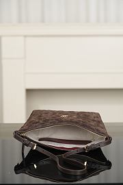 Chanel Clutch with Leather Strap Suede & Gold-Tone Metal Brown -  26x14x8.5cm - 3