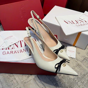 Valentino Bepointy Slingback Pump In Patent Leather And Kidskin Ivory/Black 80mm