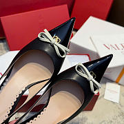 Valentino Bepointy Slingback Pump In Patent Leather And Kidskin Black/Ivory 45mm - 3