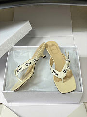 J'Adior Heeled Thong Sandal White Embroidered Cotton and Trench Lambskin 3.5cm - 2