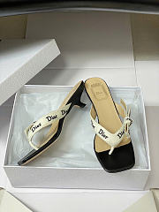 J'Adior Heeled Thong Sandal White Embroidered Cotton and Black Lambskin 3.5cm - 3