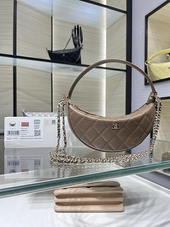 Chanel Clutch with Chain Shiny Grained Calfskin Brown AP5094 - 22x15x6cm
