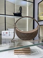 Chanel Clutch with Chain Shiny Grained Calfskin Brown AP5094 - 22x15x6cm - 2
