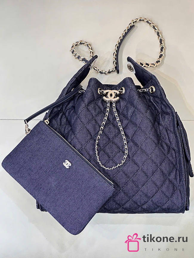 Chanel 25 Medium Handbag Denim & Gold Metal Dark Blue AS5311 - 40x30x15cm - 1