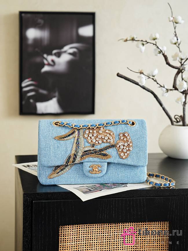 Chanel Classic 11.12 Handbag Embroidered Denim, Glass Beads, Strass & Gold-Tone Metal A01112 - 25.5x15.5x6.5cm - 1