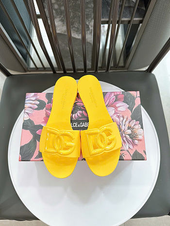 Dolce & Gabbana Beachwear Slides In Rubber Yellow