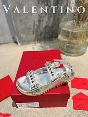 Valentino Rockstud Leather Flat Sandals In Silver - 5