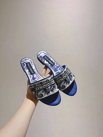 Dolce & Gabbana Majolica-embroidery Slides Blue