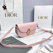 Small Dior Médaillon Flap Bag Rose Grained Calfskin - 21x12x5.5cm - 6