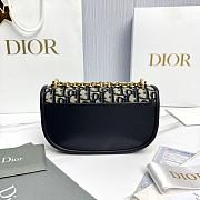 Small Dior Médaillon Flap Bag with Chain Blue Dior Oblique Jacquard - 21x12x5.5cm - 5