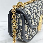 Small Dior Médaillon Flap Bag with Chain Blue Dior Oblique Jacquard - 21x12x5.5cm - 2