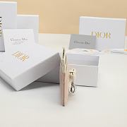 Lady Dior Freesia Card Holder Two-Tone Soupir Pink and Latte Cannage Lambskin - 10.5x8x0.5cm - 2