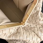 Bottega Veneta The 1998 Lambskin Ecru - 37x18x16cm - 2