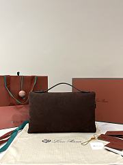 Loro Piana Extra Pouch L29 Calfskin Shaded Wood/Dark Chocolate/Onyx (B5BP) - 29x18x5cm - 3