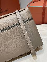 Loro Piana Extra Pouch L29 Warm Mastic/Onyx (D0QL) - 29x18x5cm - 5