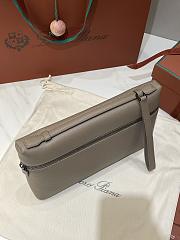 Loro Piana Extra Pouch L29 Warm Mastic/Onyx (D0QL) - 29x18x5cm - 4