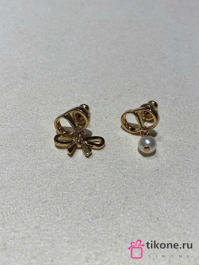 Dior CD Mini Bow Earrings Gold-Finish Metal and White Resin Pearl E4837WOMRS - 1