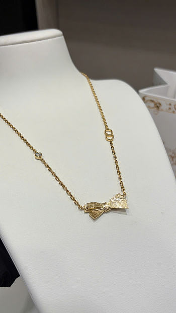 Dior CD Bow Necklace Gold-Finish Metal and Crystal N3684WOMCY_D319