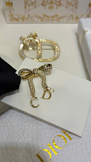 Dior CD Ribbon Brooch Gold-Finish Metal and Crystals V1975WOMCY - 3