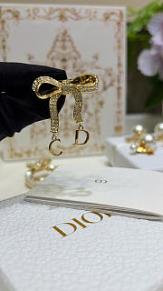 Dior CD Ribbon Brooch Gold-Finish Metal and Crystals V1975WOMCY - 6